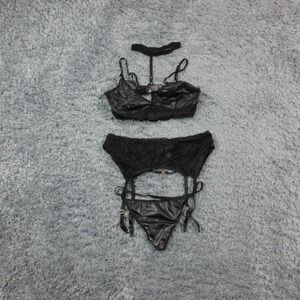 Venus Harness Bra Set Womens M Black Lace Strappy Garter Thong Lingerie NWOT